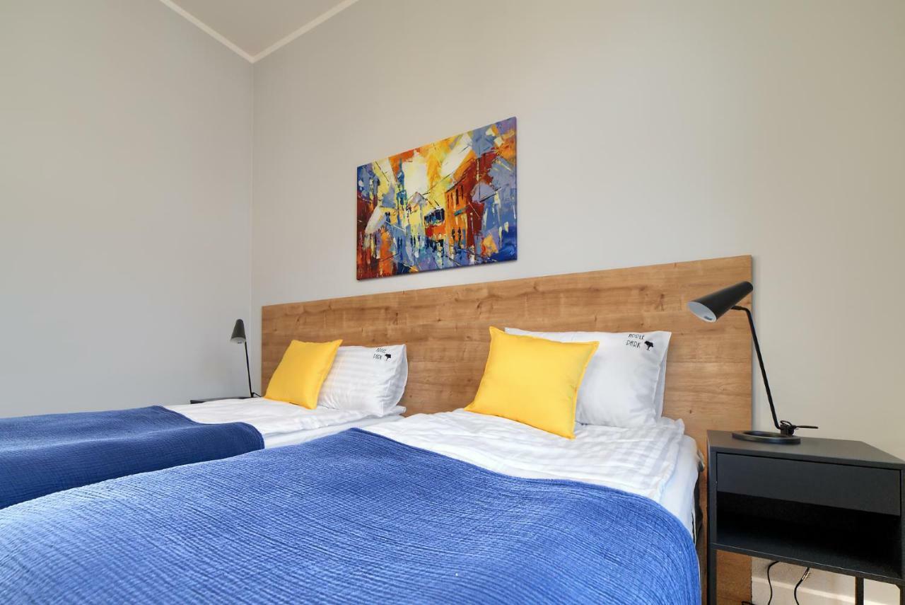 Apple Park Apartman Poznań Kültér fotó