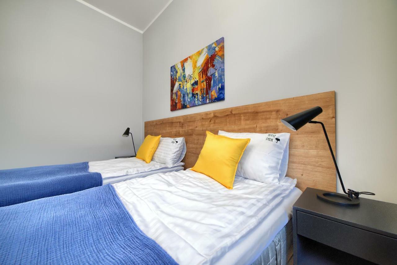 Apple Park Apartman Poznań Kültér fotó